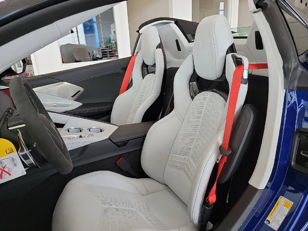New 2027 Chevrolet Corvette Grand Sport w/ Z52 Sport Performance Package RWD image 10