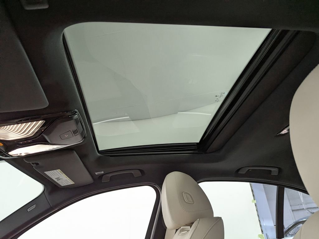 Used 2019 BMW 330i xDrive Sedan w/ Convenience Package image 13