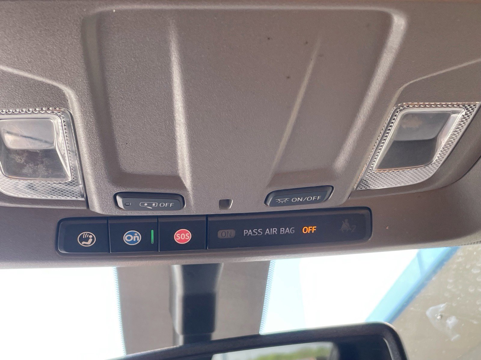 Used 2023 Chevrolet Silverado 2500 Custom w/ Custom Value Package image 17