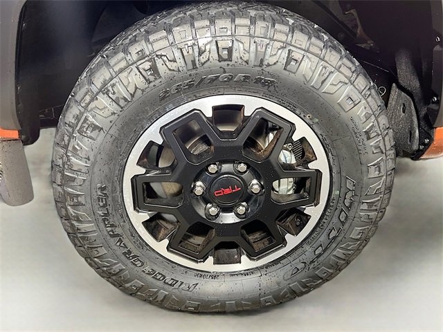New 2025 Toyota Tacoma TRD Off-Road image 10
