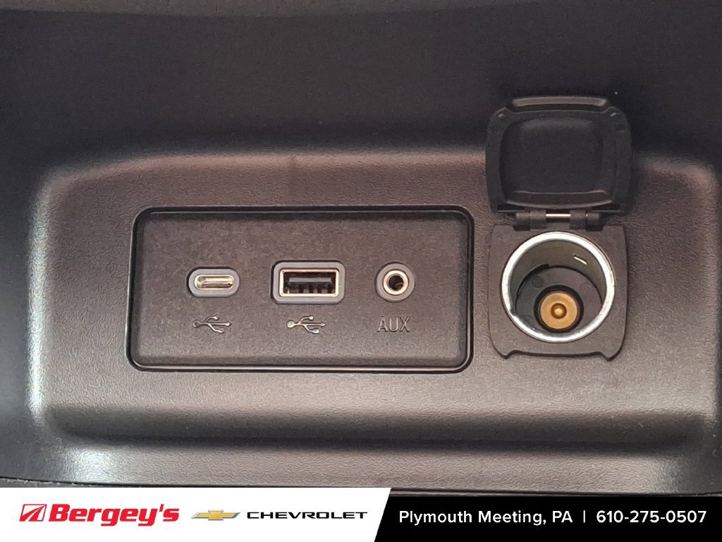 Used 2024 Chevrolet Equinox RS w/ LPO, Cargo Package AWD/4WD image 28
