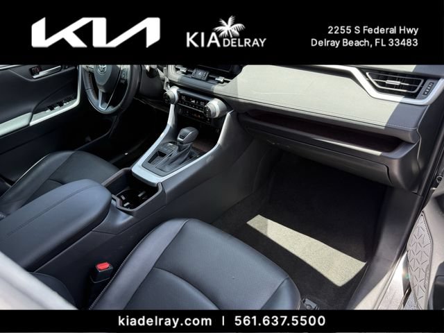 Used 2023 Toyota RAV4 Limited FWD image 11