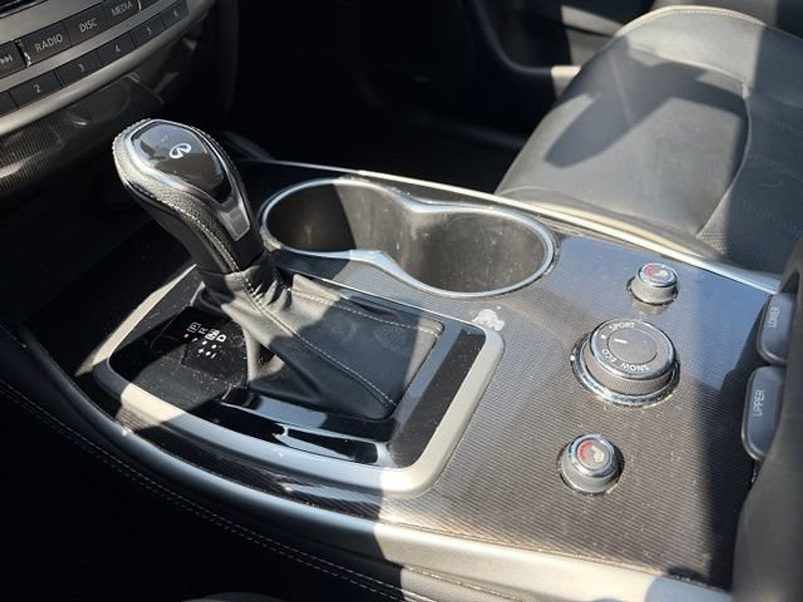 Used 2019 INFINITI QX60 Luxe w/ Essential Package AWD/4WD image 18