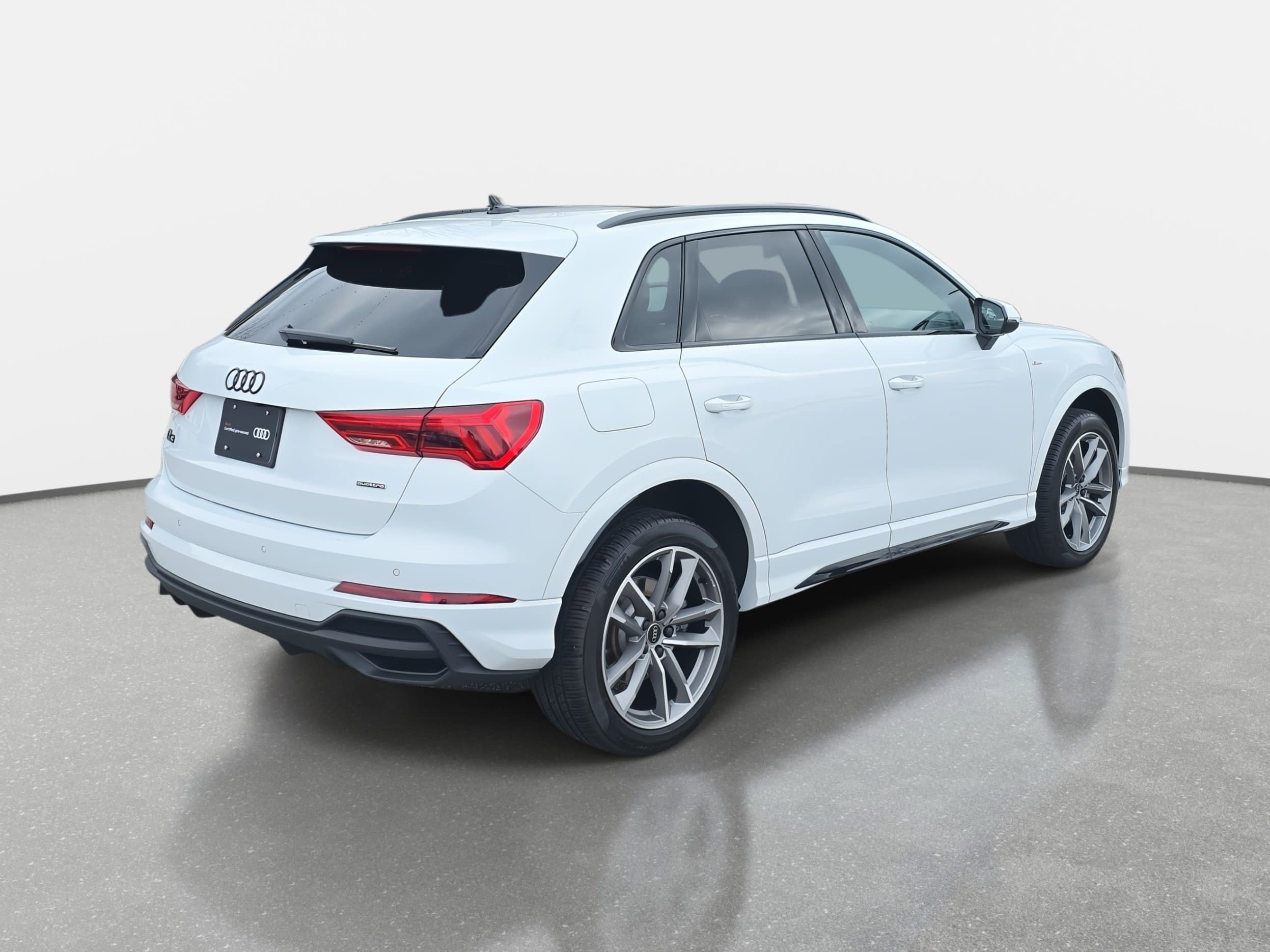 Certified 2025 Audi Q3 2.0T Premium w/ Convenience Package image 5