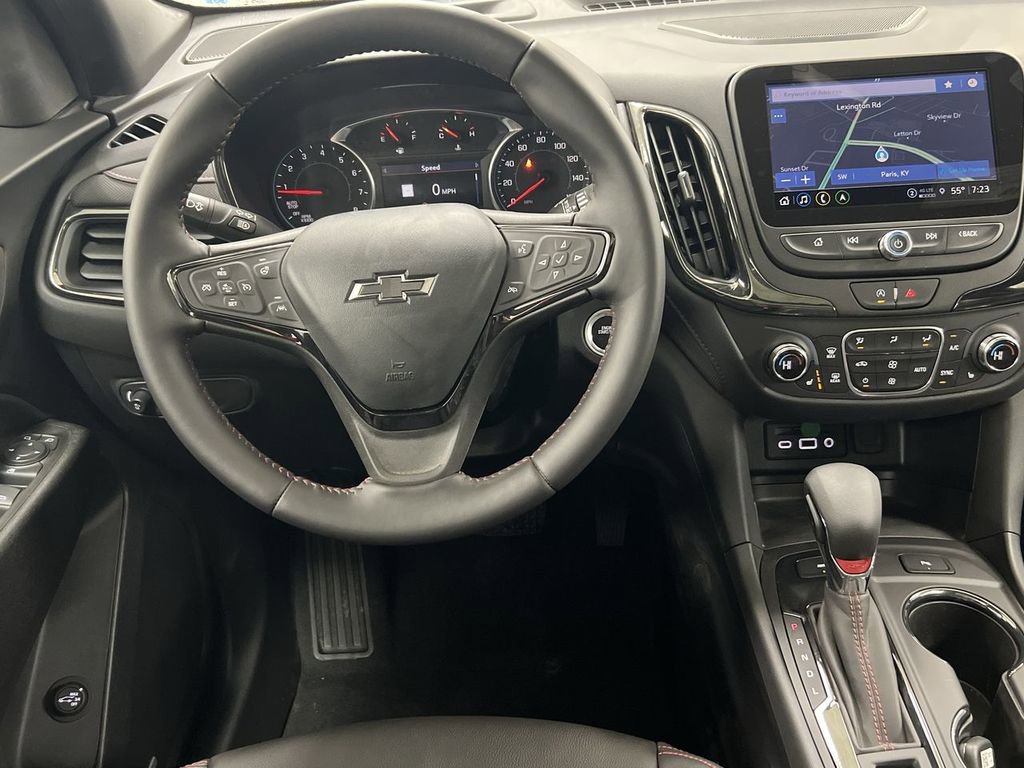 Used 2022 Chevrolet Equinox RS w/ RS Leather Package image 21