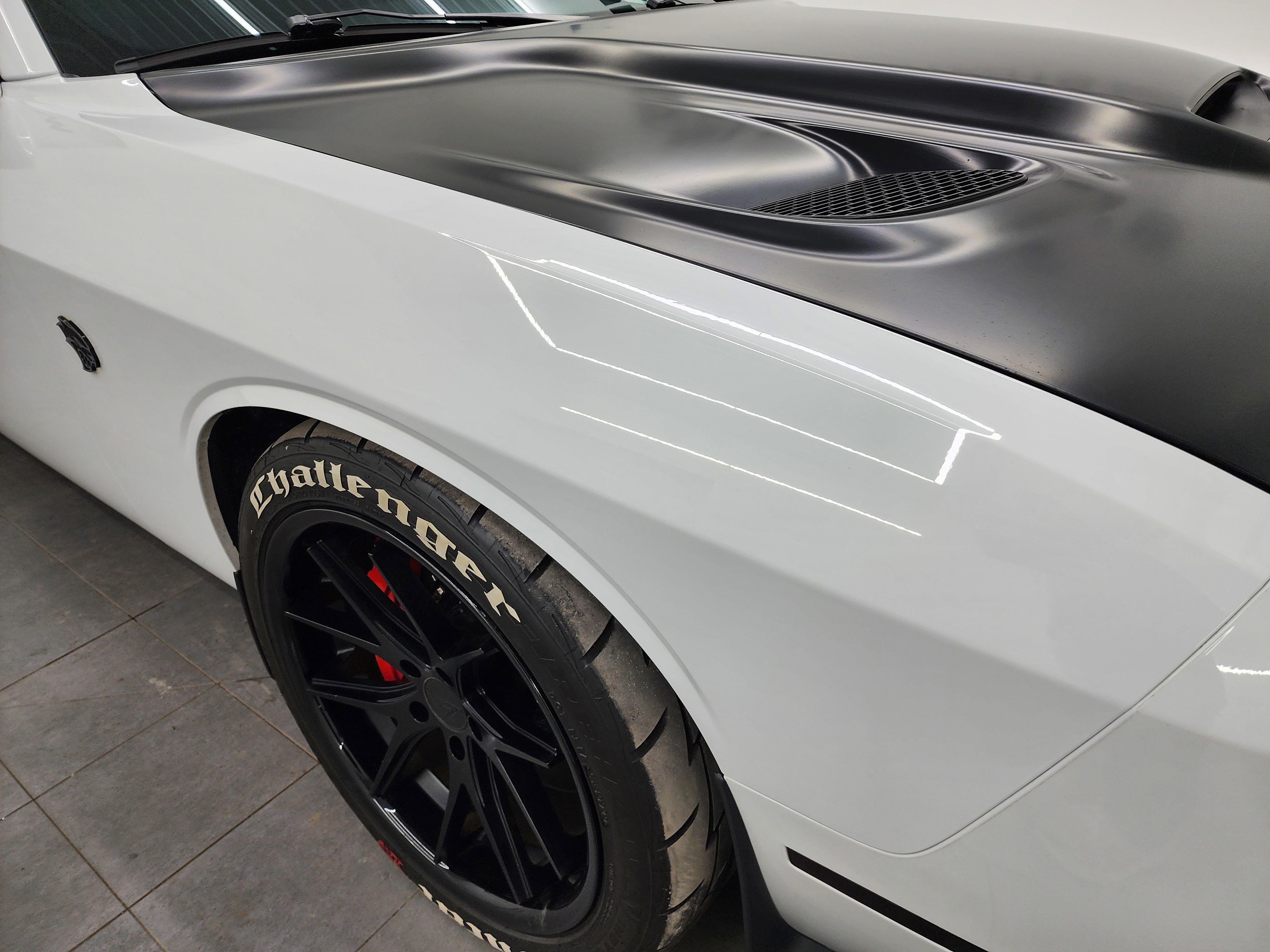 Used 2017 Dodge Challenger SRT Hellcat RWD image 24