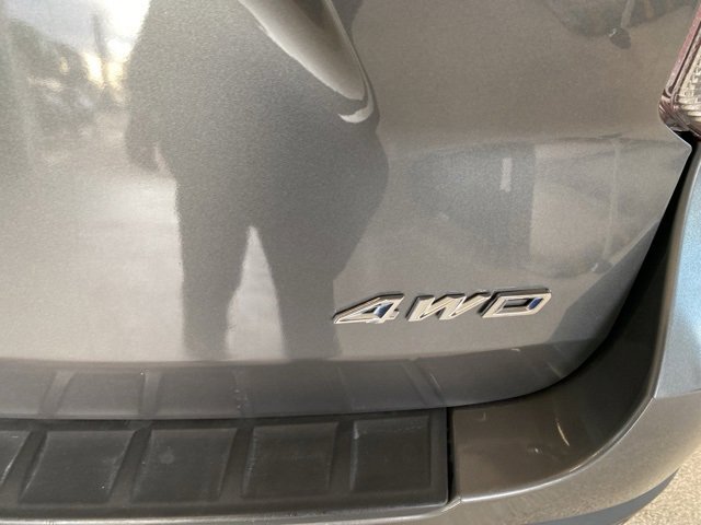 Used 2022 Ford Explorer XLT image 7