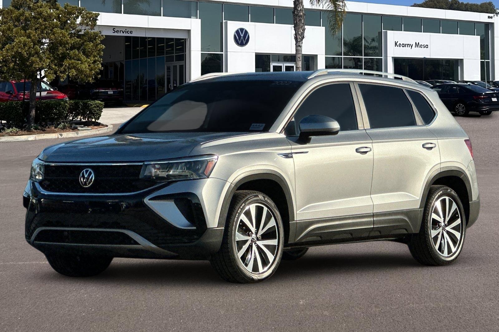 Used 2022 Volkswagen Taos SE image 8