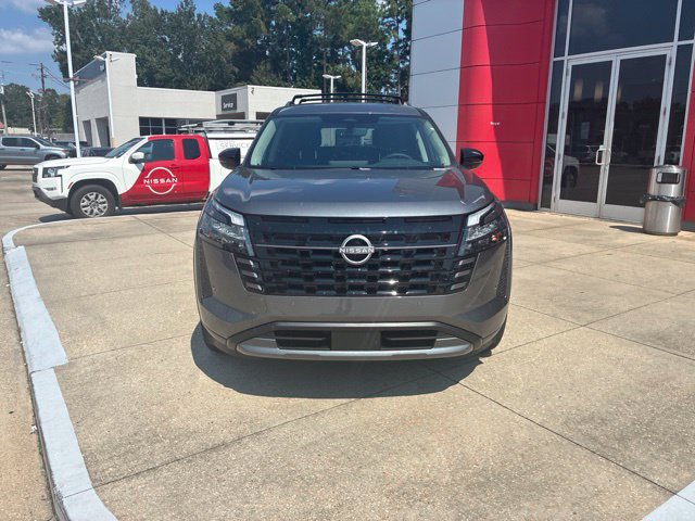 New 2026 Nissan Pathfinder SL w/ SL Premium Package FWD image 2