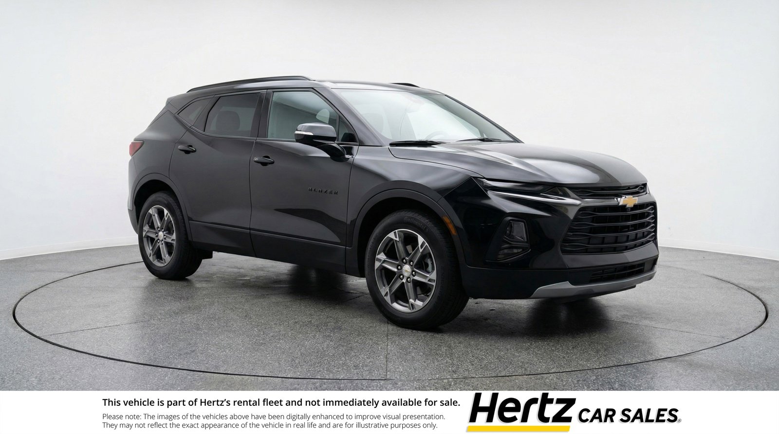 Used 2025 Chevrolet Blazer LT image 1