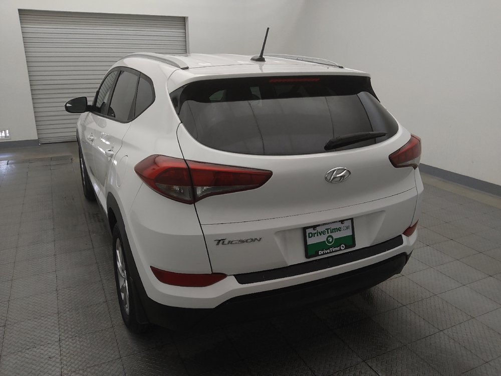 Used 2016 Hyundai Tucson SE w/ Option Group 02 FWD image 6