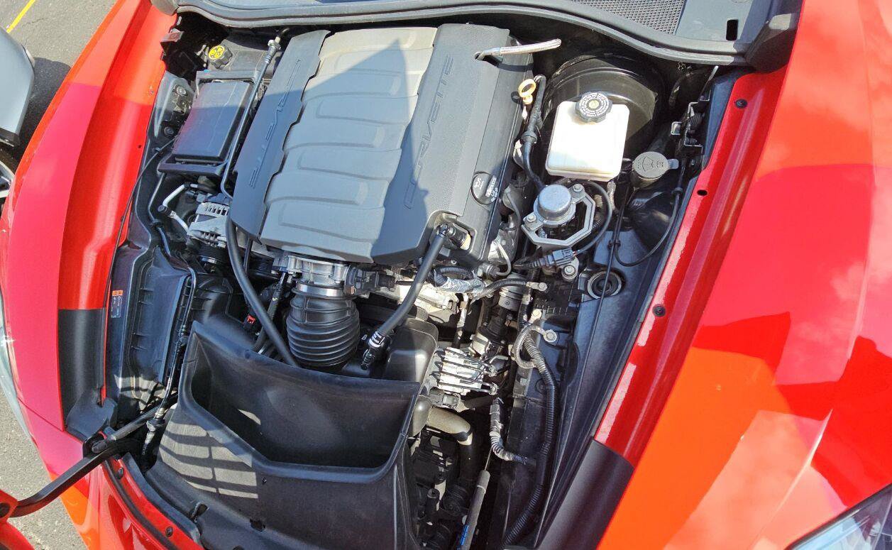 Used 2017 Chevrolet Corvette Stingray Coupe w/ 2LT Preferred Equipment Group RWD image 5