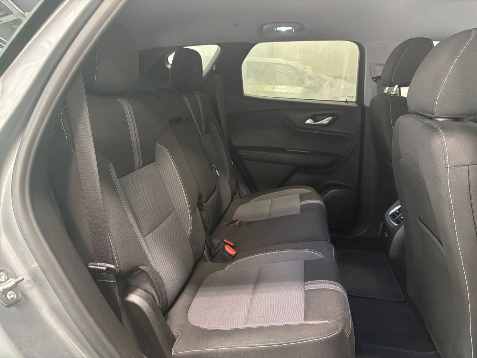 Used 2026 Chevrolet Blazer LT FWD image 40
