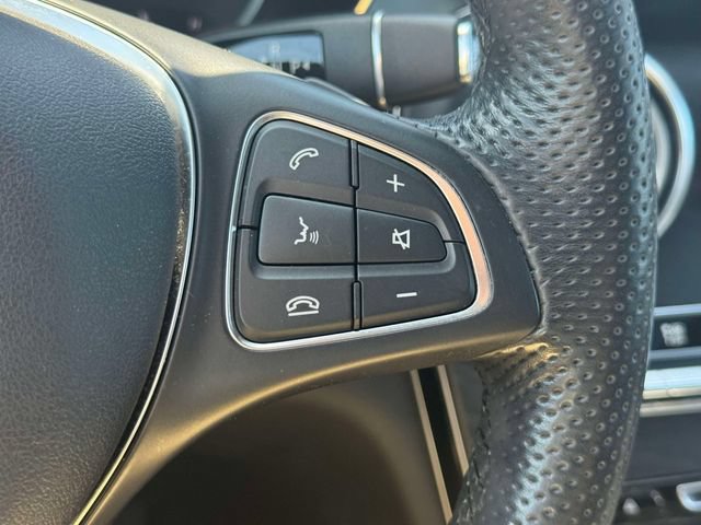 Used 2018 Mercedes-Benz GLC 300 4MATIC image 28