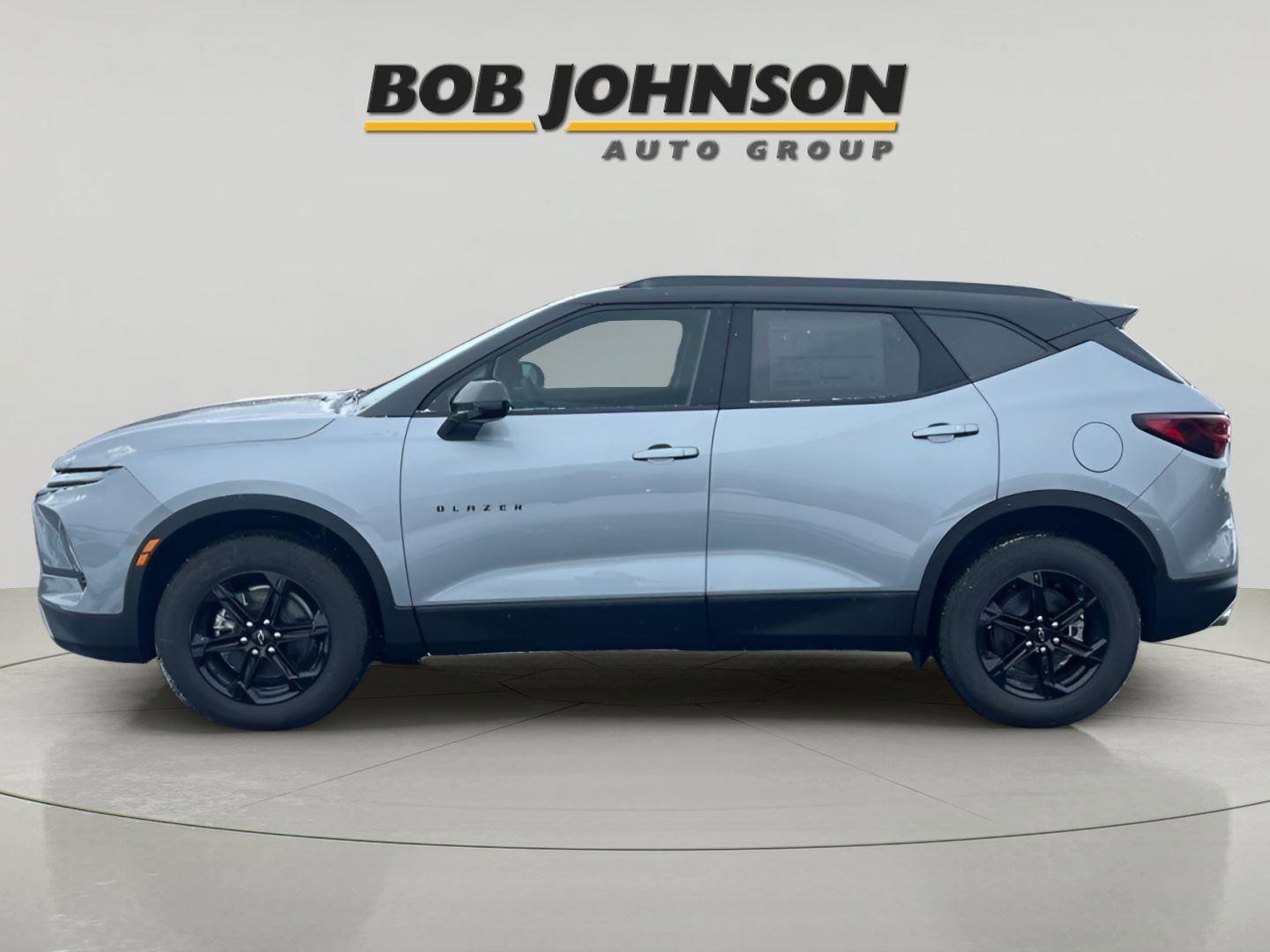 New 2025 Chevrolet Blazer LT w/ Midnight/Sport Edition image 4