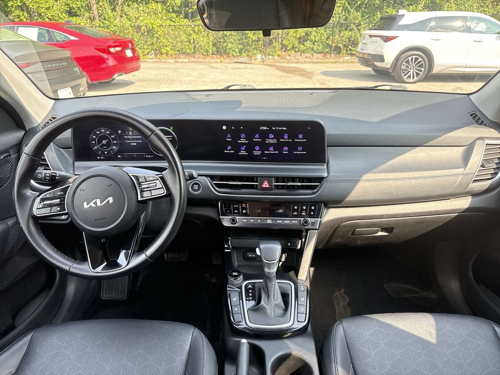 Used 2024 Kia Seltos EX AWD/4WD image 23