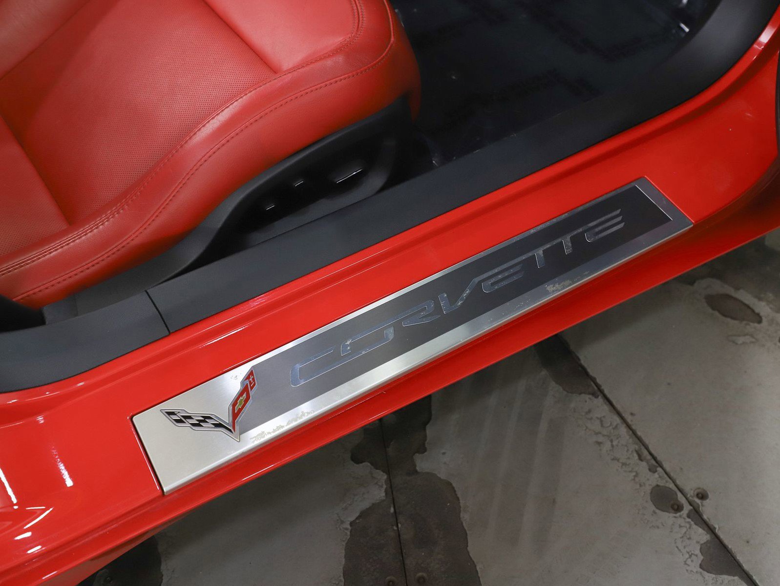 Used 2014 Chevrolet Corvette Stingray Convertible w/ 2LT Preferred Equipment Group image 13