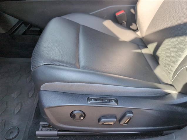 Used 2023 Volkswagen ID.4 Pro S AWD/4WD image 11
