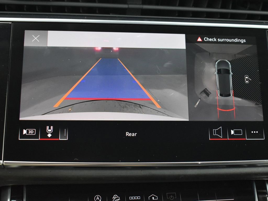 Used 2023 Audi Q8 Premium Plus image 18