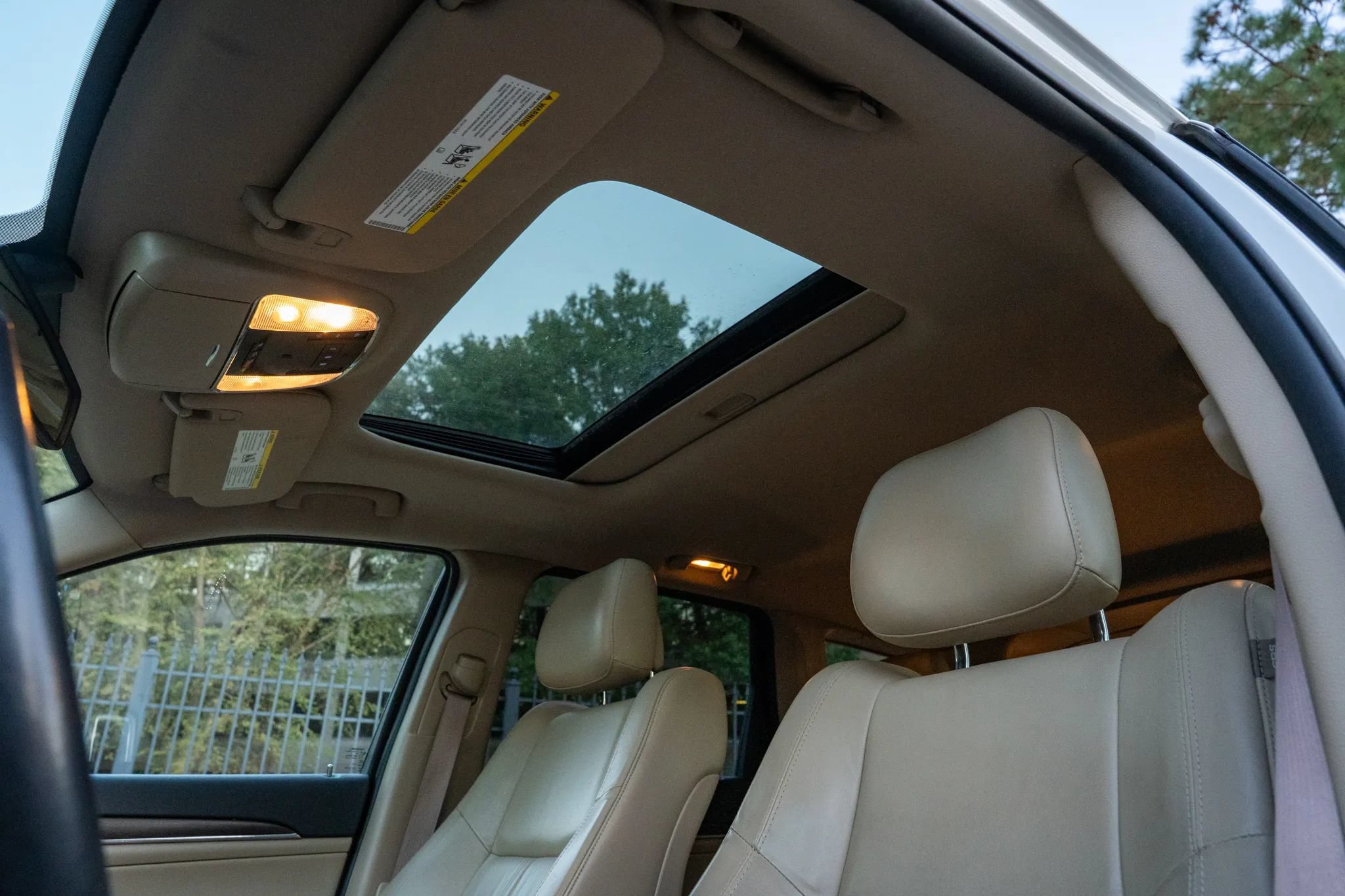Used 2015 Jeep Grand Cherokee Limited AWD/4WD image 12