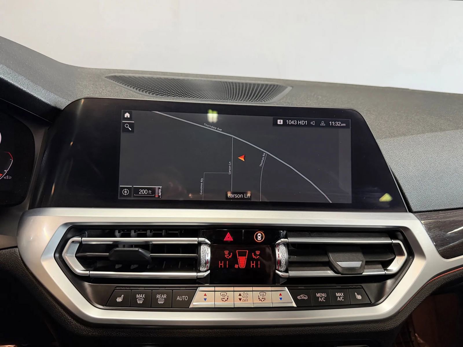 Used 2019 BMW 330i xDrive Sedan w/ Driving Assistance Package AWD/4WD image 12