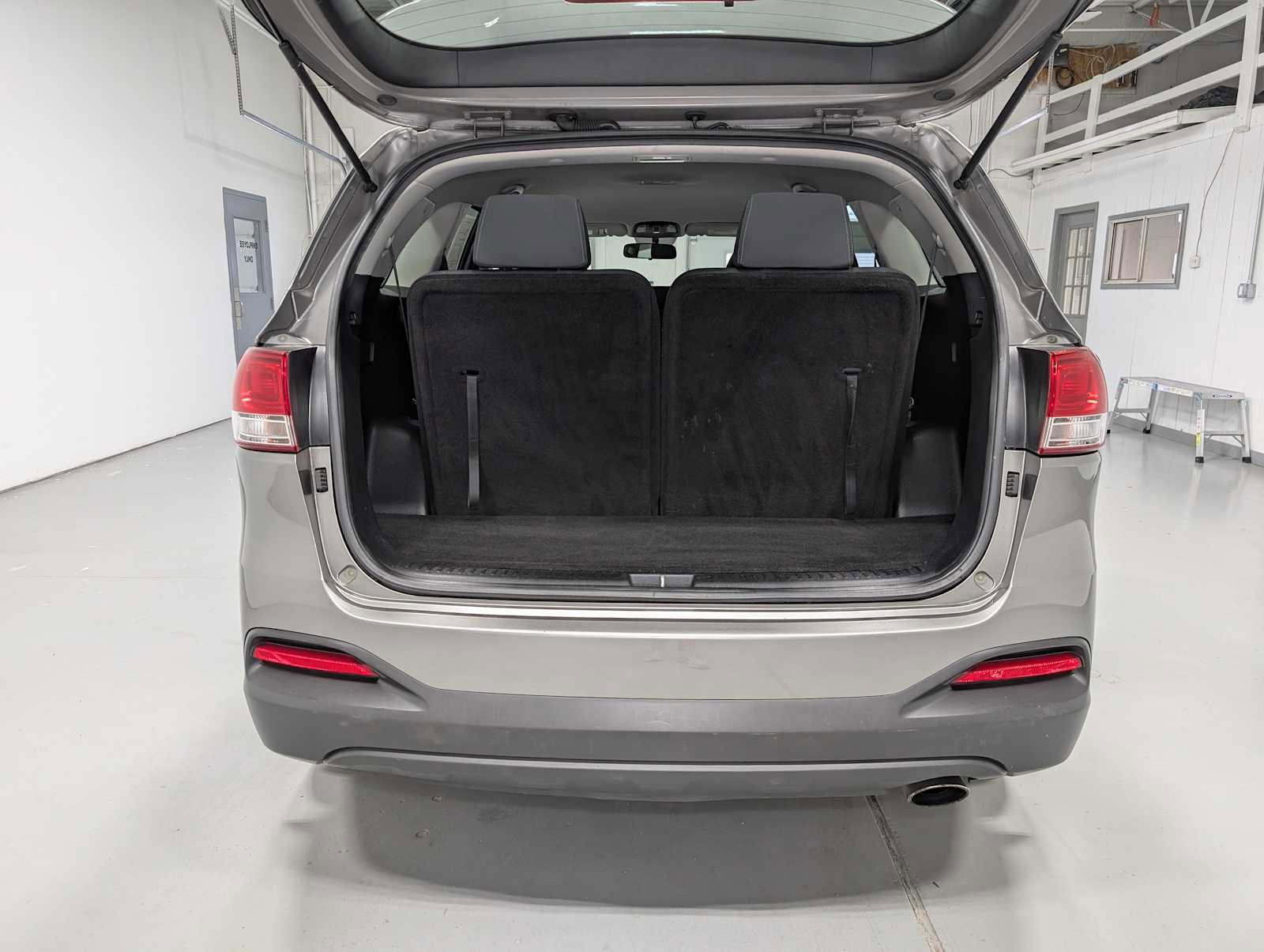 Used 2018 Kia Sorento LX image 37