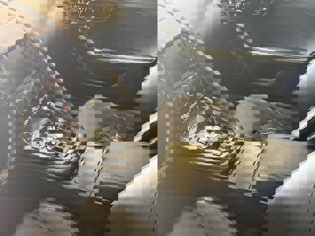 Used 2018 Jaguar F-TYPE R-Dynamic image 25