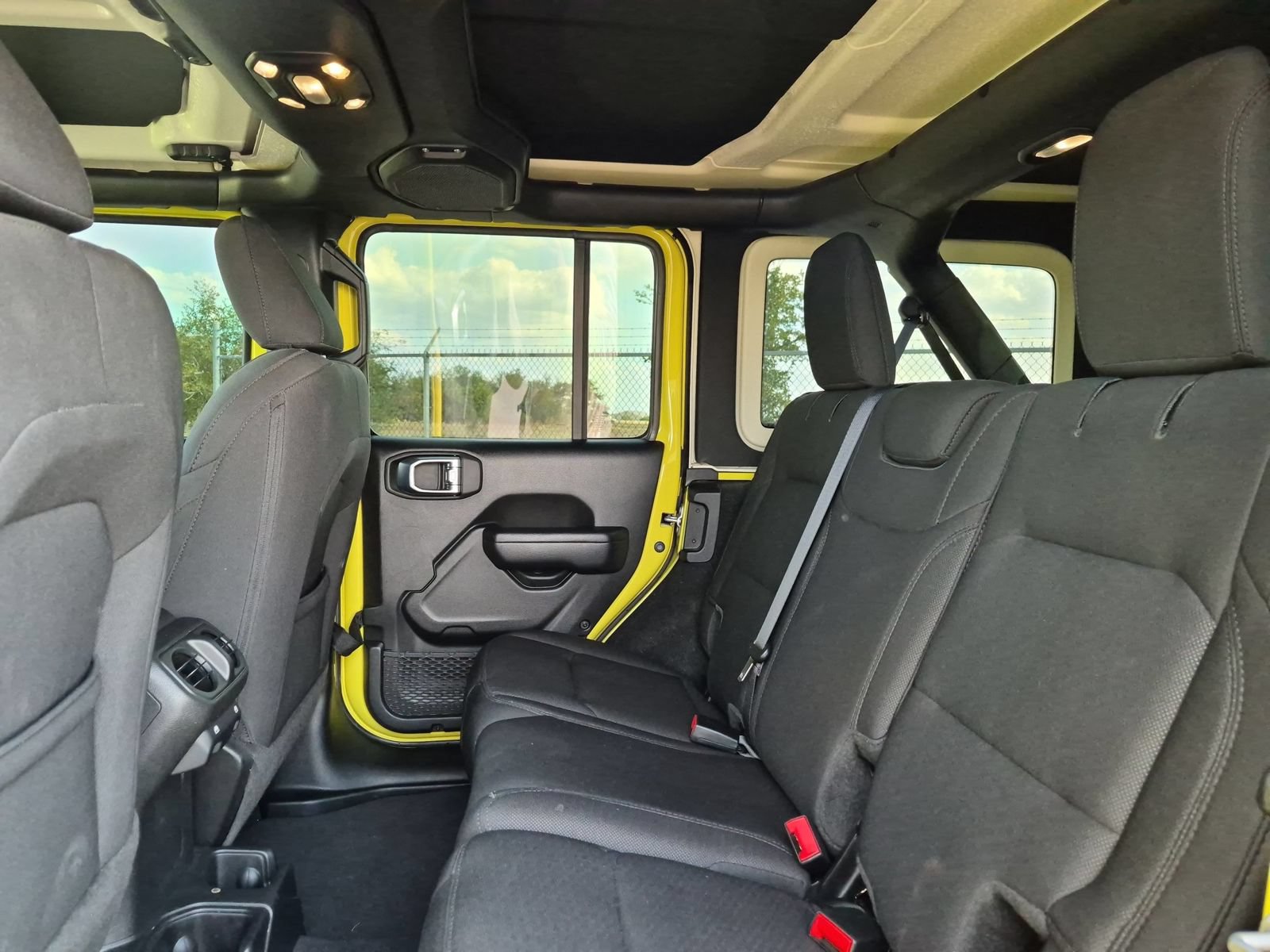Used 2023 Jeep Wrangler Unlimited Sport AWD/4WD image 23