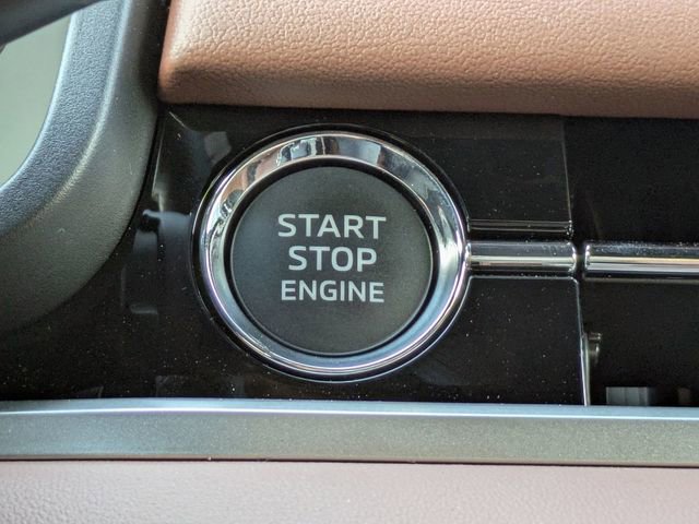 New 2026 Mitsubishi Outlander SEL image 35