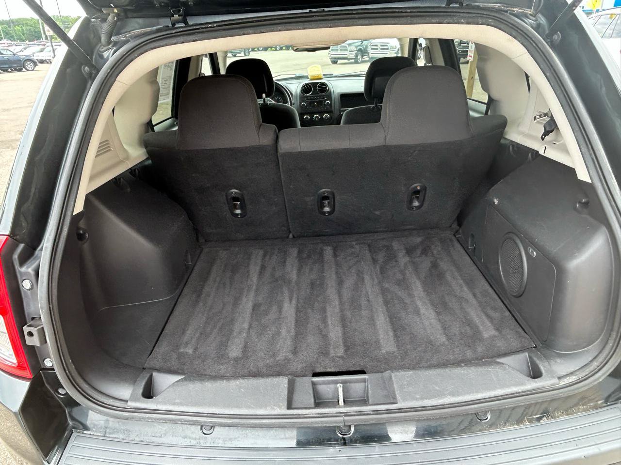 Used 2013 Jeep Compass Latitude w/ Premium Sound Group FWD image 17