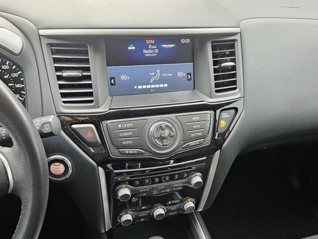 Used 2020 Nissan Pathfinder SV image 13