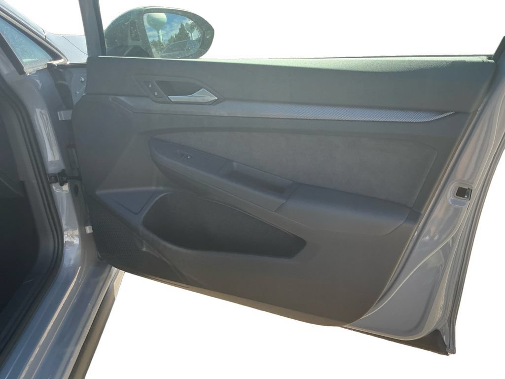 New 2026 Volkswagen GTI SE FWD image 17