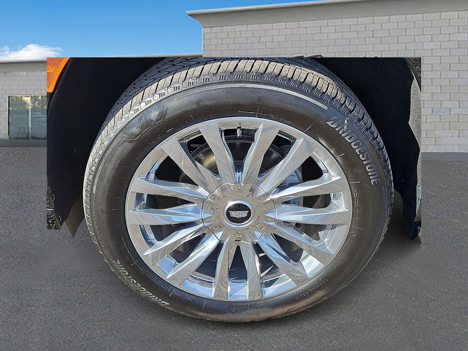 Used 2022 Cadillac Escalade Premium Luxury w/ LPO, Floor Liner Package image 8