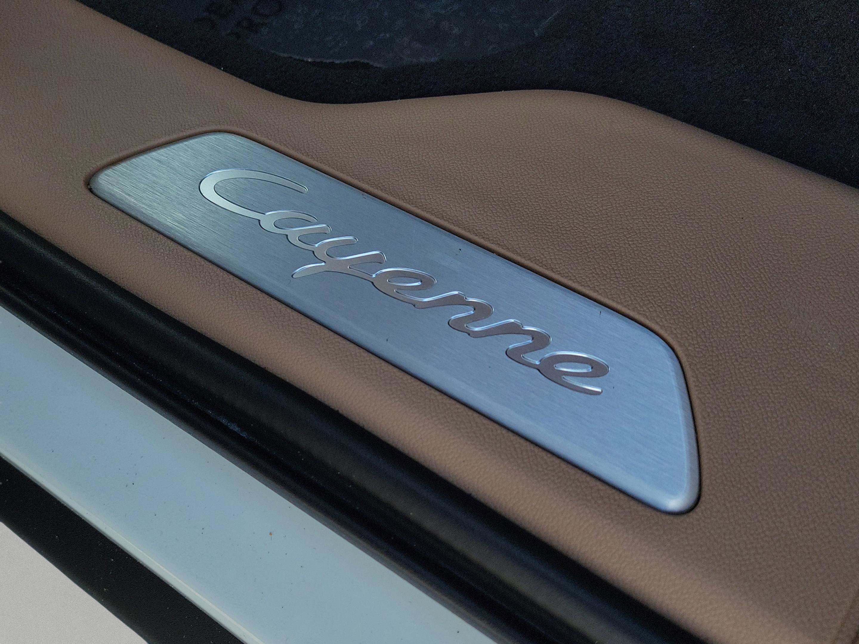 Used 2019 Porsche Cayenne image 7