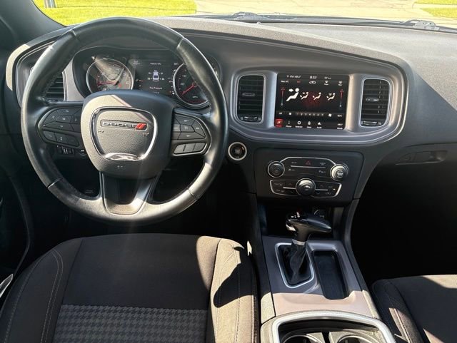 Used 2023 Dodge Charger SXT RWD image 3
