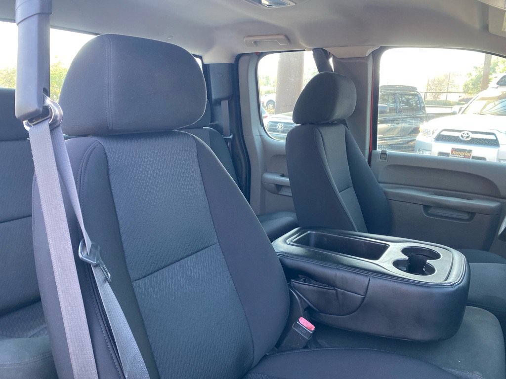 Used 2010 Chevrolet Silverado 1500 W/T RWD image 34