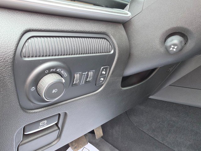 Used 2023 Jeep Wagoneer Series III w/ Convenience Group I AWD/4WD image 37