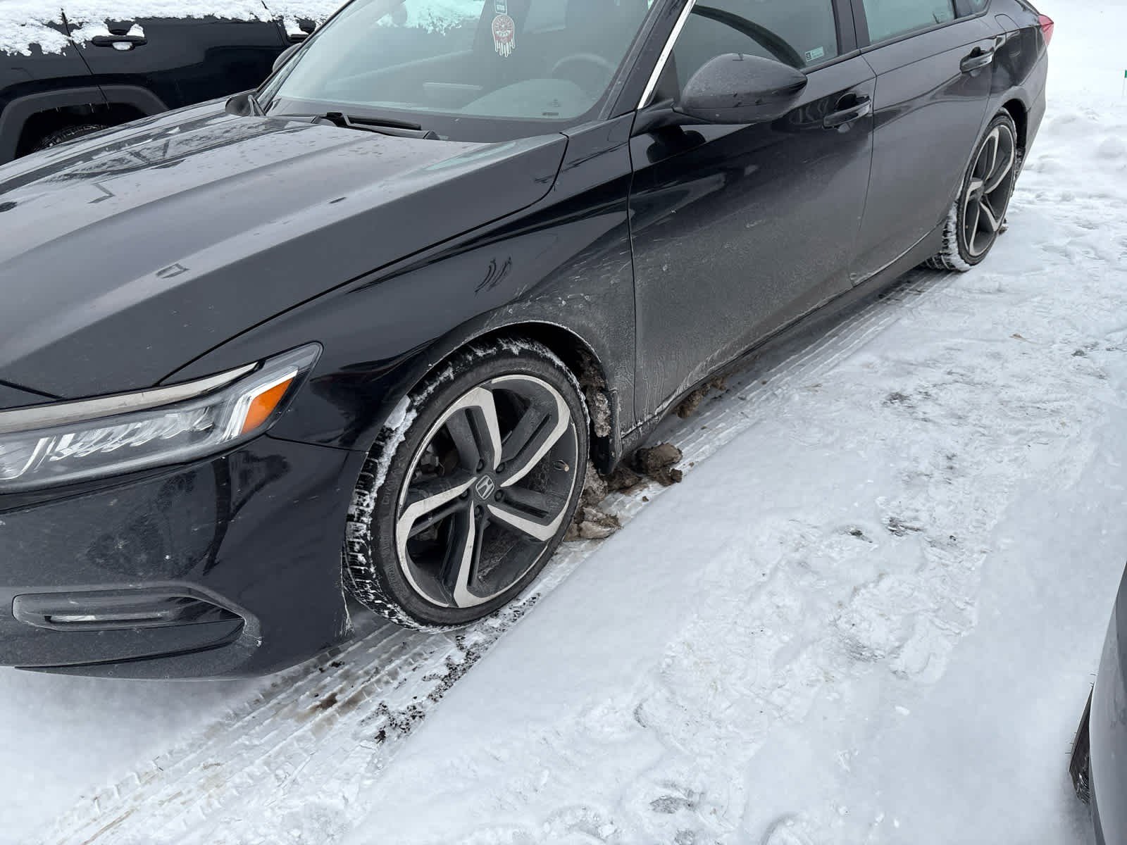 Used 2019 Honda Accord Sport image 3