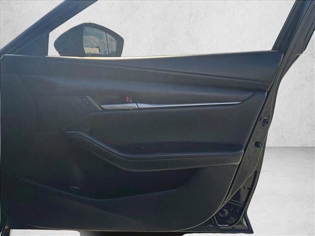 Used 2021 MAZDA MAZDA3 s image 18