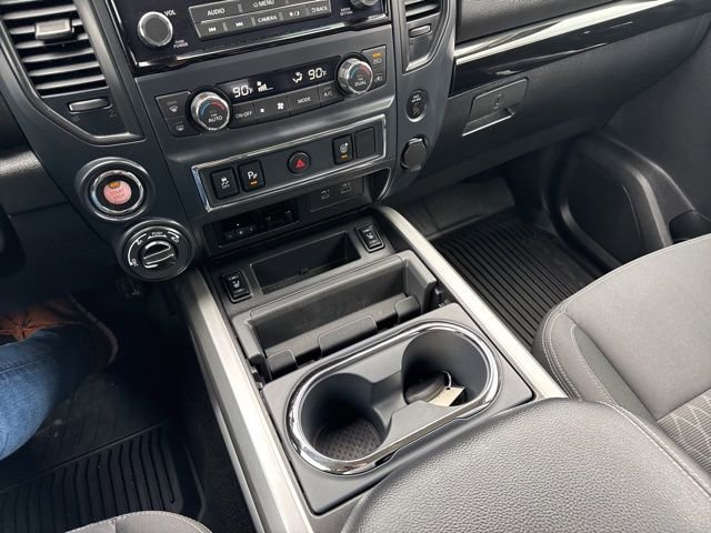 Used 2024 Nissan Titan SV w/ SV Convenience Package image 54