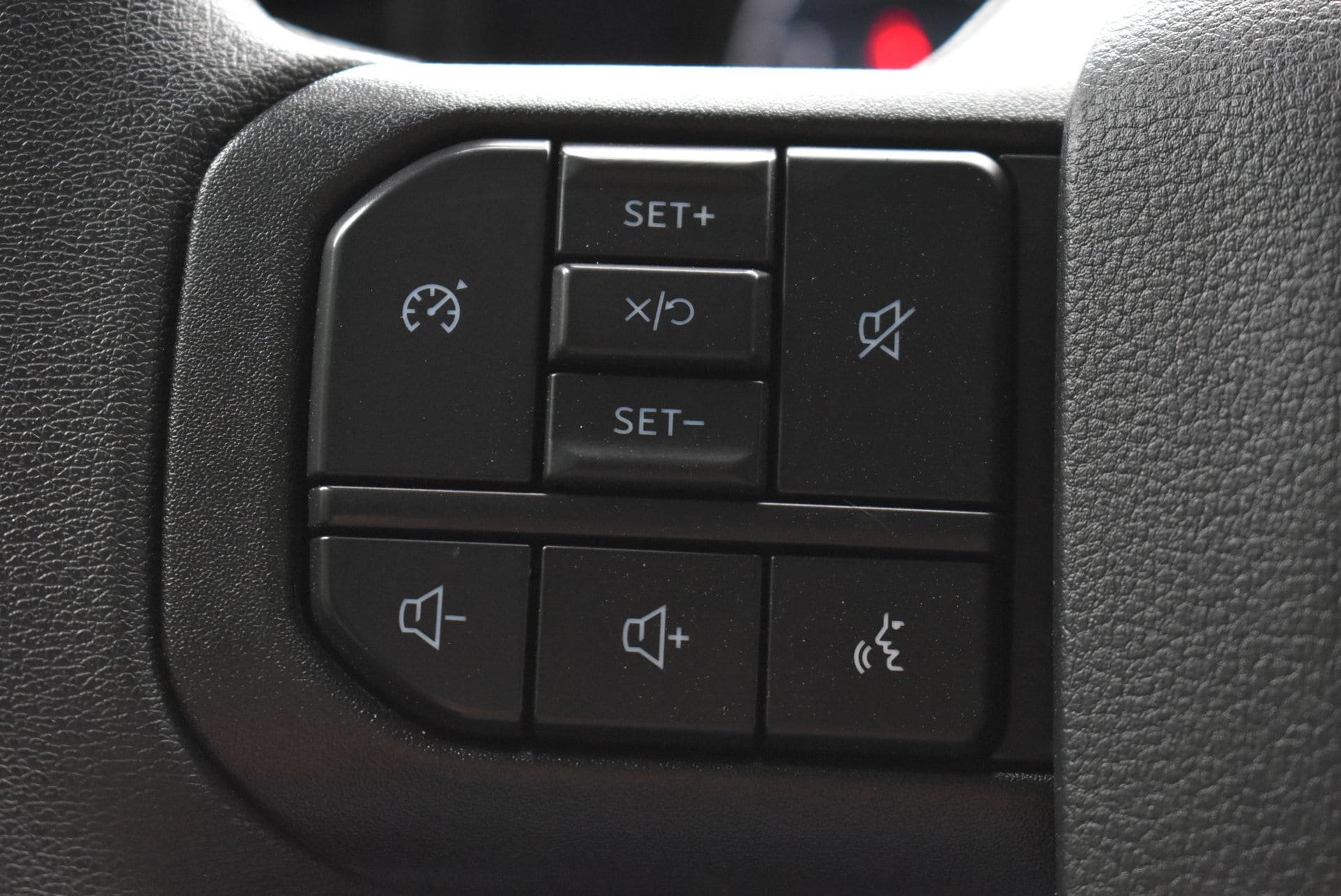 Used 2024 Ford F350 XLT AWD/4WD image 18