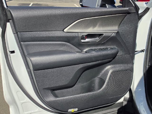Used 2024 Toyota Grand Highlander AWD image 19