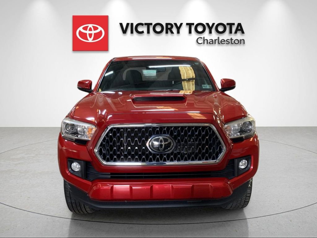 Used 2019 Toyota Tacoma TRD Sport image 8