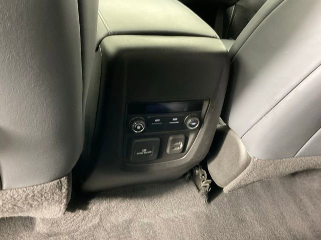 Used 2022 Buick Enclave Premium AWD/4WD image 13