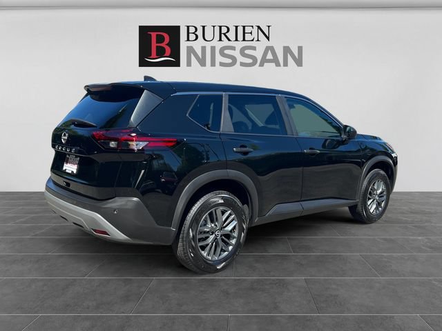Used 2023 Nissan Rogue S FWD image 5