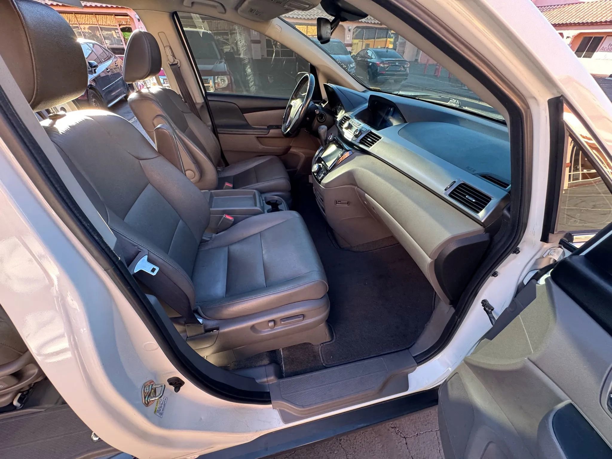 Used 2017 Honda Odyssey EX-L image 21