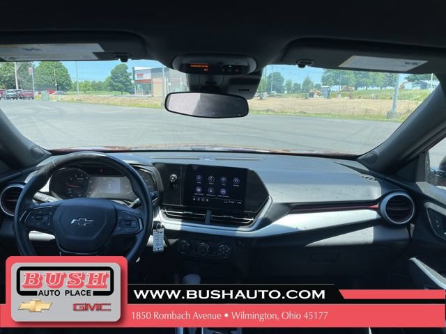 Used 2024 Chevrolet Trax RS FWD image 22