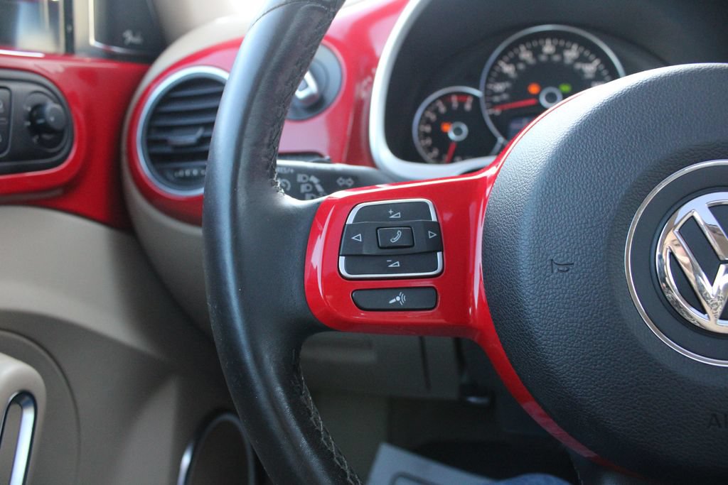 Used 2012 Volkswagen Beetle 2.5 FWD image 11
