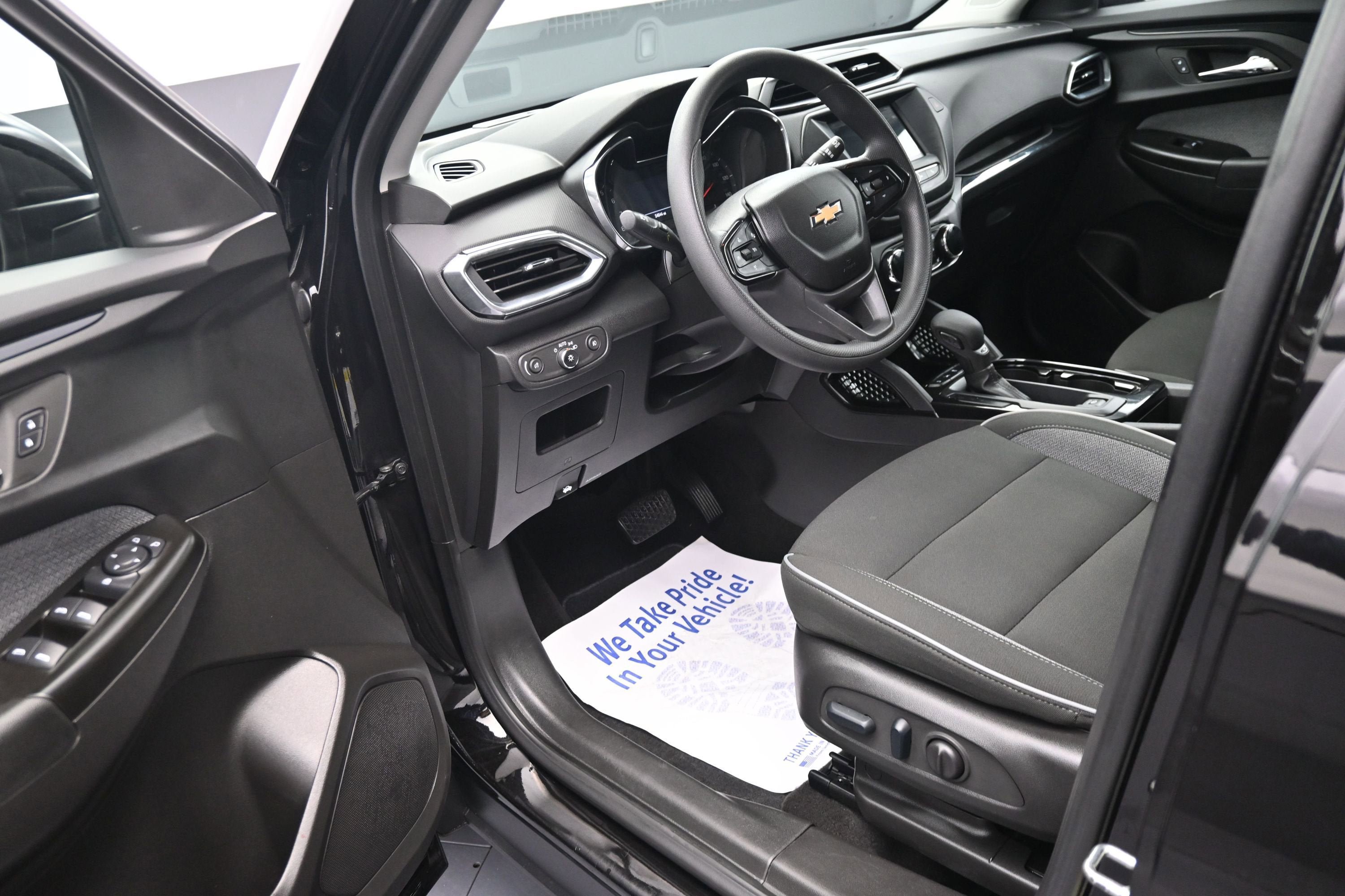 Certified 2023 Chevrolet TrailBlazer LT FWD image 9