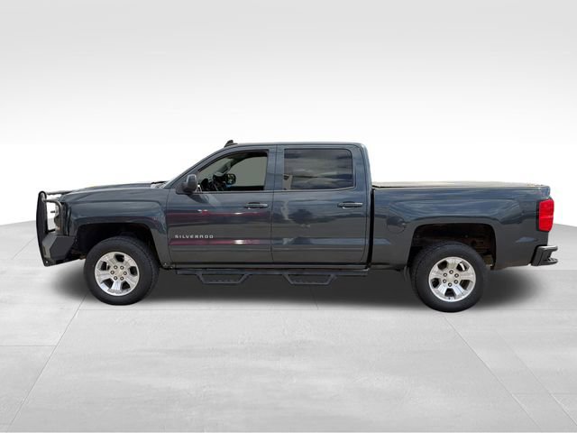 Used 2017 Chevrolet Silverado 1500 LT w/ All Star Edition AWD/4WD image 4